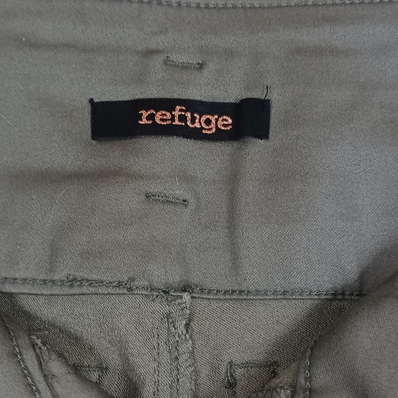 REFUGE Women’s Shorts High Waist Olive Green Size 0 - Picture 5 of 7
